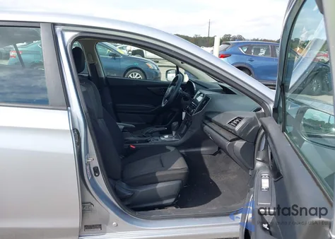 2018 Subaru Impreza 2.0I Premium из США, поврежденный, VIN 4S3GKAB60J3619066